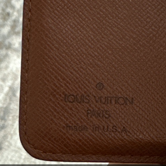 Authentic Louis Vuitton Monogram Compact Zip Wallet - Picture 9 of 9